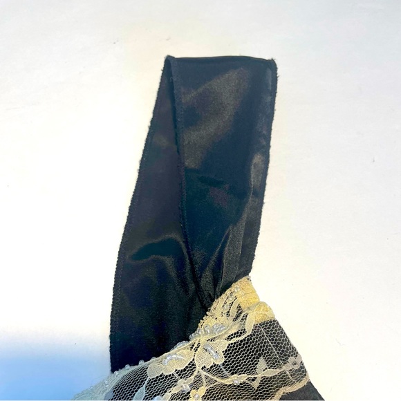 Bisou Bisou camisole, black with cream lace M - Picture 5 of 10